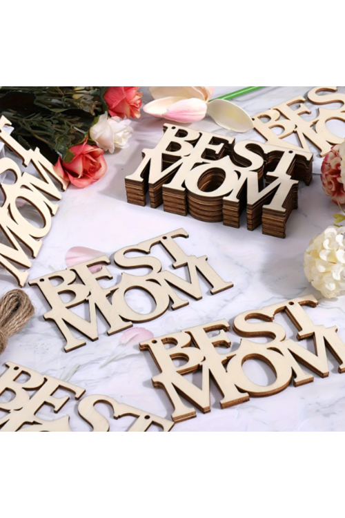 Drewniany Napis "BEST MOM" 11 cm Zestaw 10 sztuk Dekoracje DIY Prezent na Dzień Matki Rękodzieło